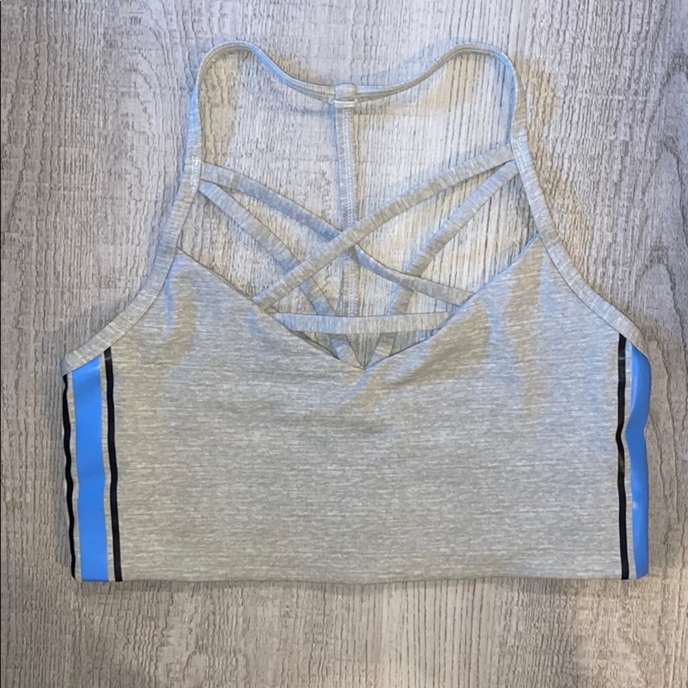 PINK Ultimate Workout Crop Top